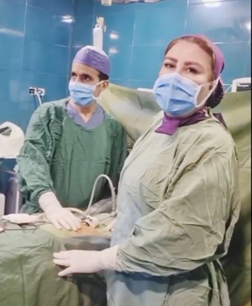 دکتر سبک رو در حال عمل لاپراسکوپی زنان